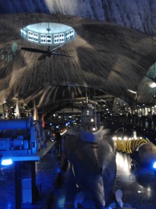 Lennusadam-museon näyttelyhalli.