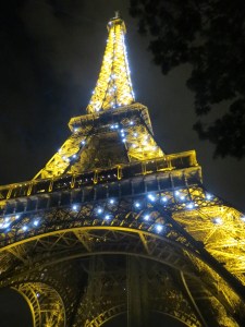 Välkehtivä ilta-Eiffel