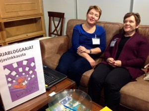 Kuin juuri kirjavinkkiä laukomassa on Kirsi (Kirsin kirjanurkka), ja Arja (Kulttuuri kukoistaa) on lukenut ja nähnyt jotain erityisen miellyttävää.