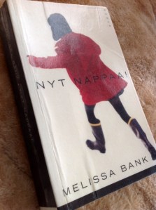 Kirjassa on hauska kansi, mutta en keksi sen yhteyttä sisältöön.