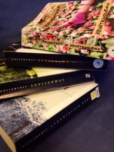 Kallentoftin neljä ensimmäistä dekkaria: Sydäntalven uhri, Suvisurmat, Syyskalma ja Kevätkuolema