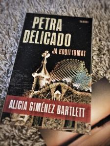 petra-deligado