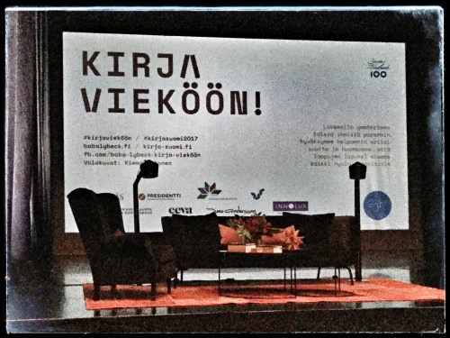 Kirja vieköön joulukuu