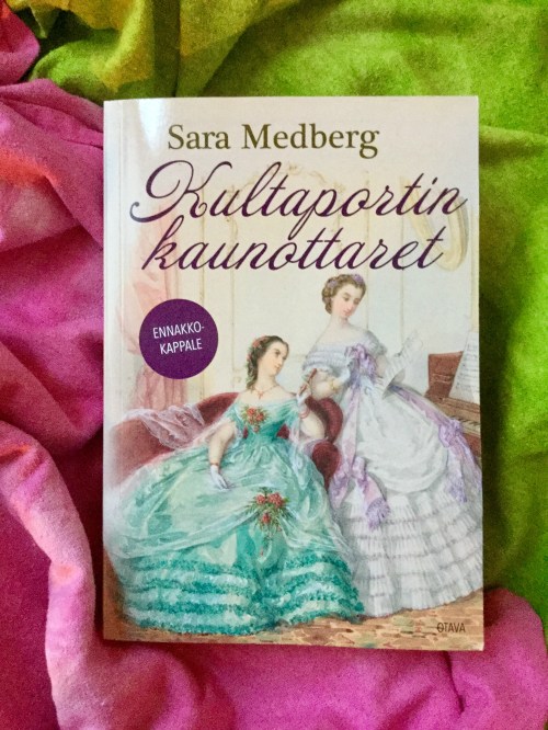 Kultaportin kaunottaret.jpg