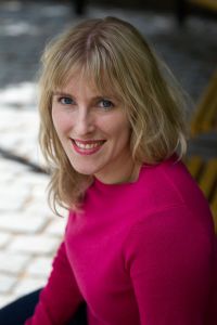 Hanna pystykuva pienempi